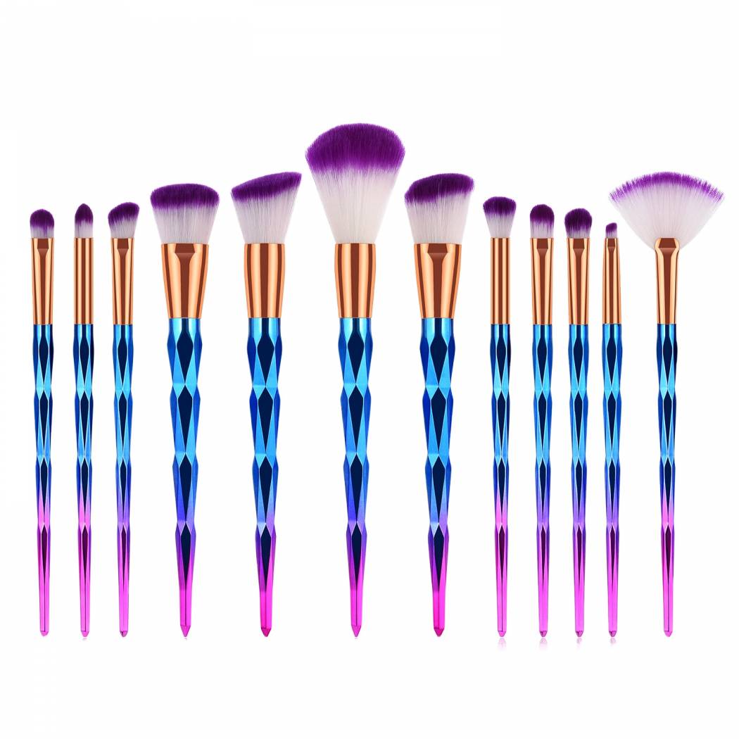 12pcs Diamond Crystal Handle Foundation Blush Eye Shadow Powder Brush Pouch Packaging Professional Private Label Makeup Brushes